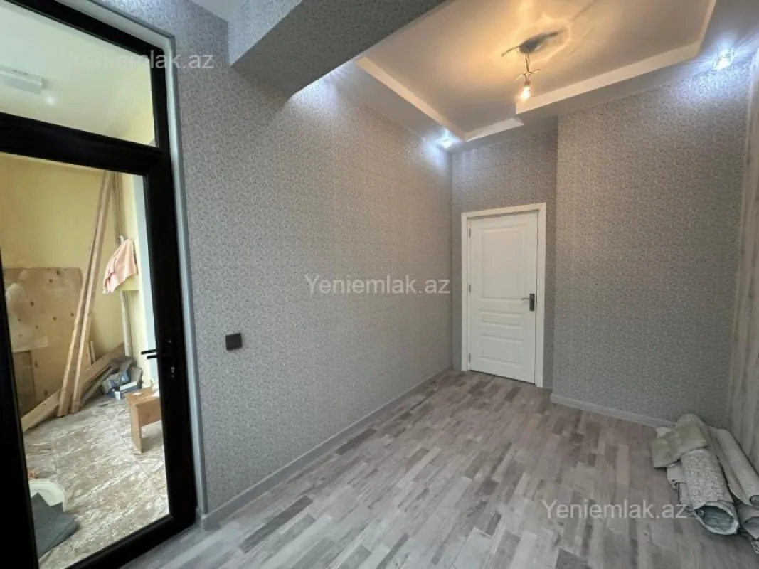 Satılır 3 otaqlı yeni tikili 60 m²