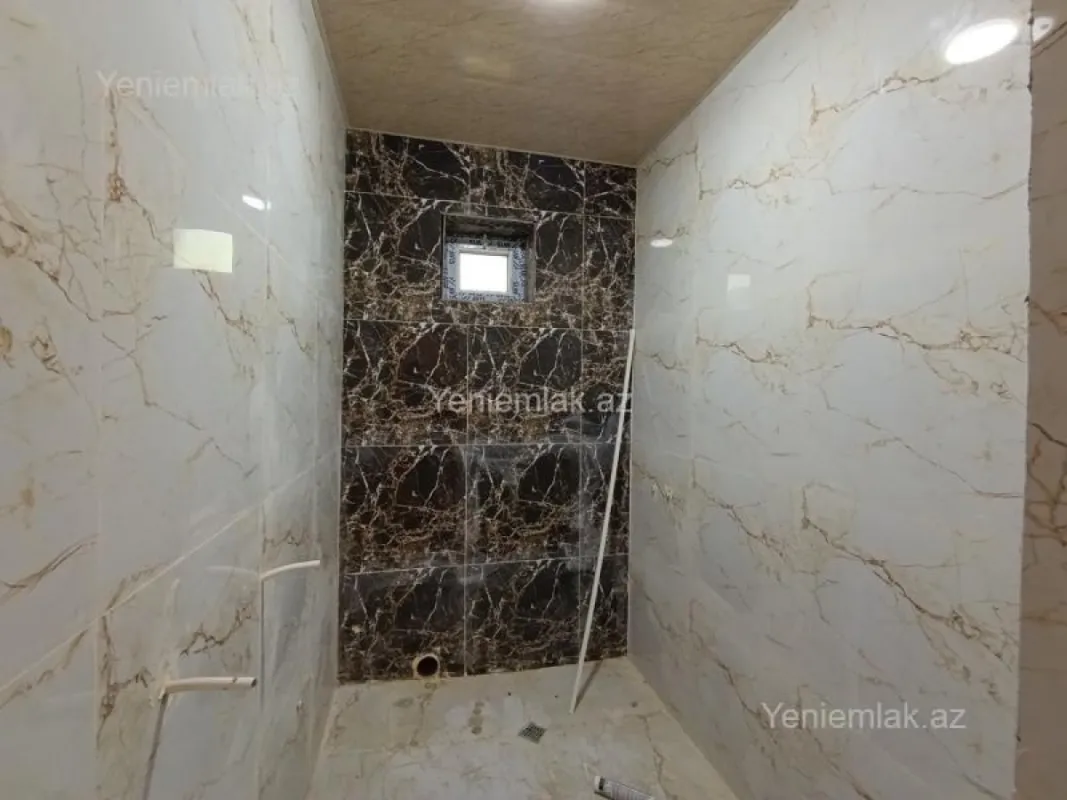 Satılır 3 otaqlı həyət evi 130 m²