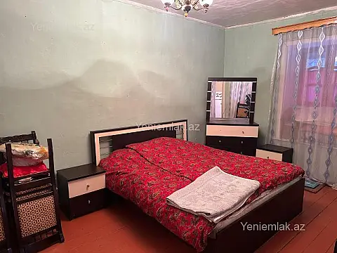 Satılır 5 otaqlı həyət evi 230 m²