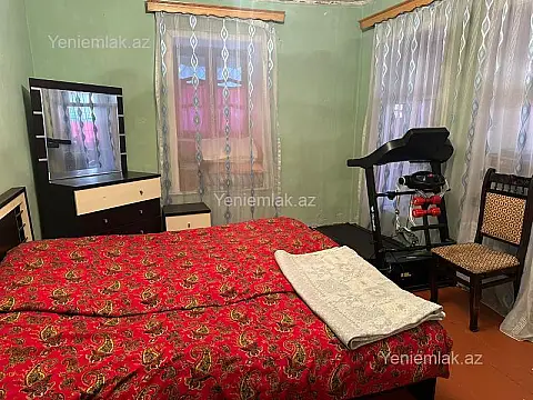 Satılır 5 otaqlı həyət evi 230 m²