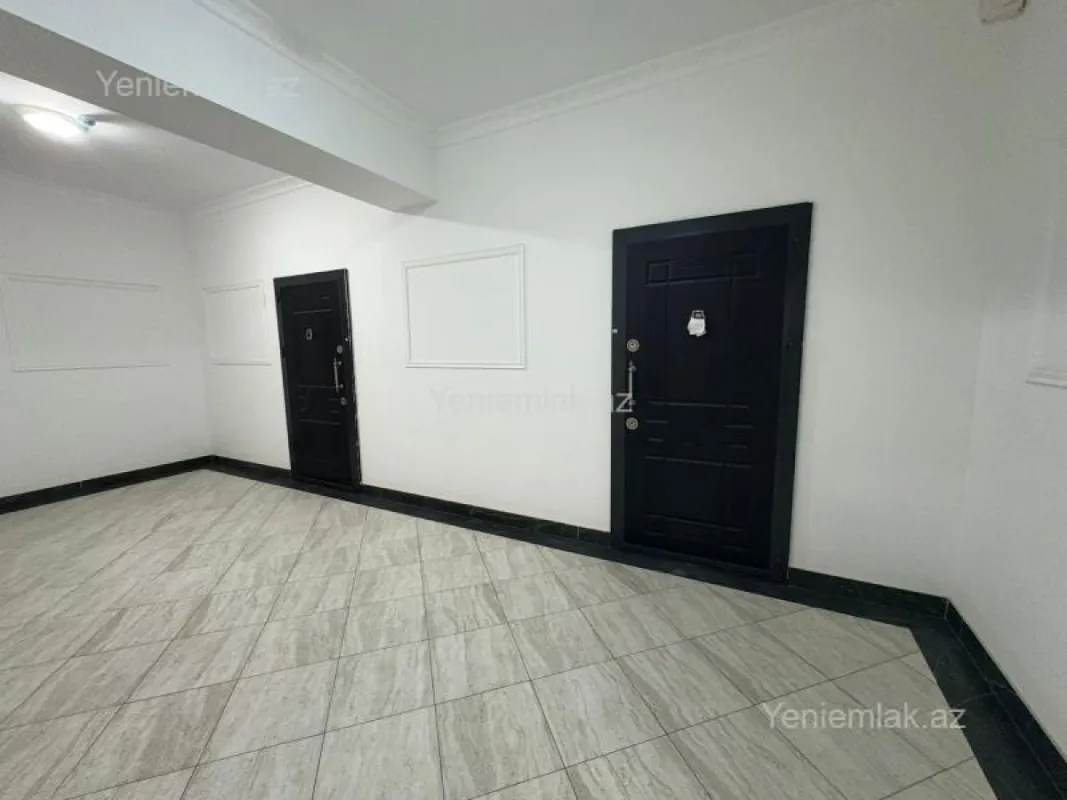 Satılır 4 otaqlı yeni tikili 182.5 m²