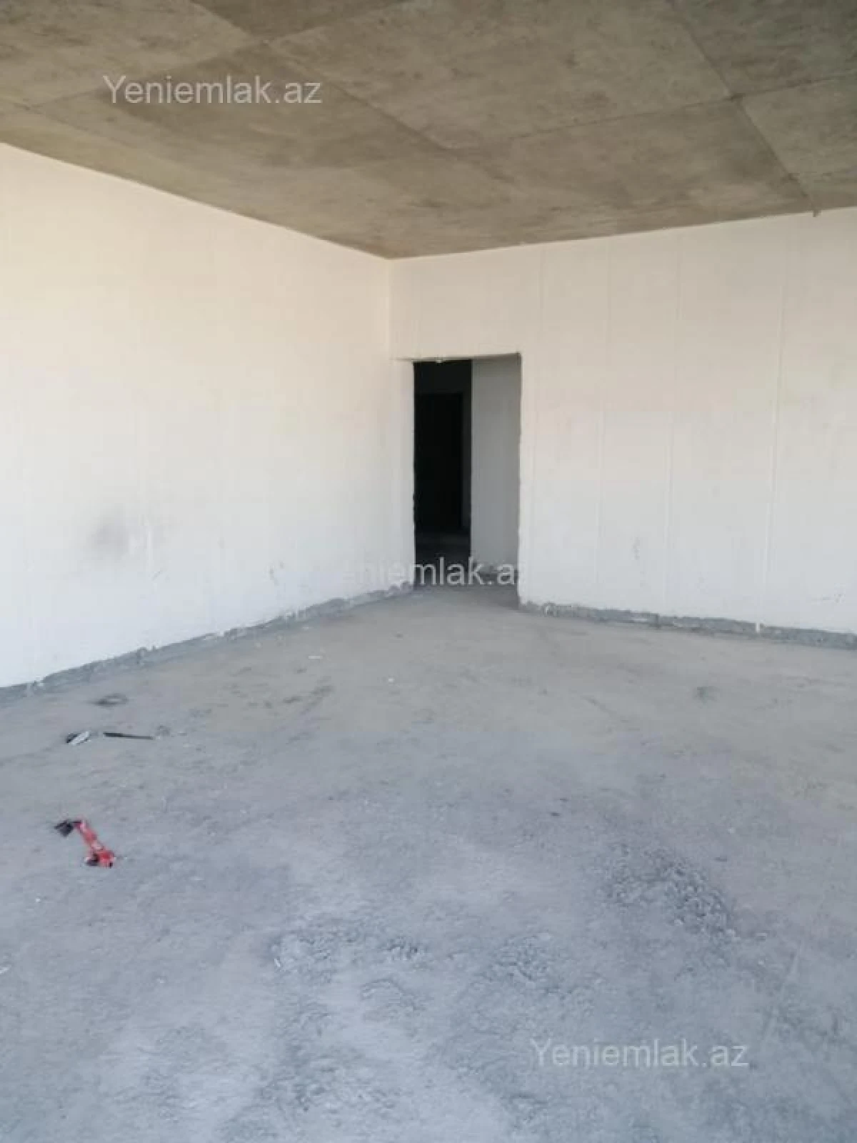 Satılır 4 otaqlı yeni tikili 182.5 m²