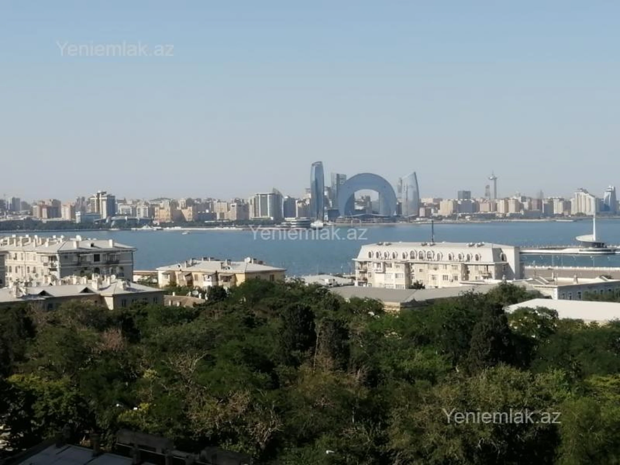 Satılır 4 otaqlı yeni tikili 182.5 m²