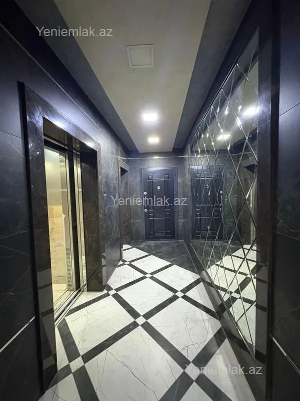 Satılır 4 otaqlı yeni tikili 182.5 m²