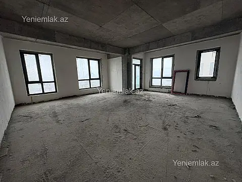 Satılır 4 otaqlı yeni tikili 182.5 m²