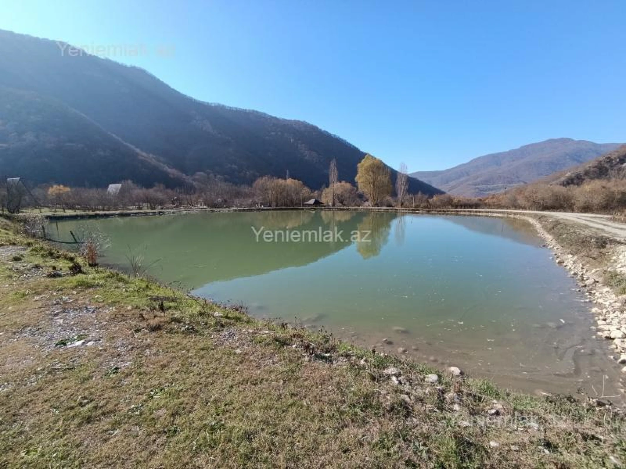 Satılır 10 otaqlı obyekt 500 m²