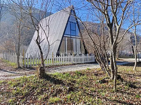 Satılır 10 otaqlı obyekt 500 m²