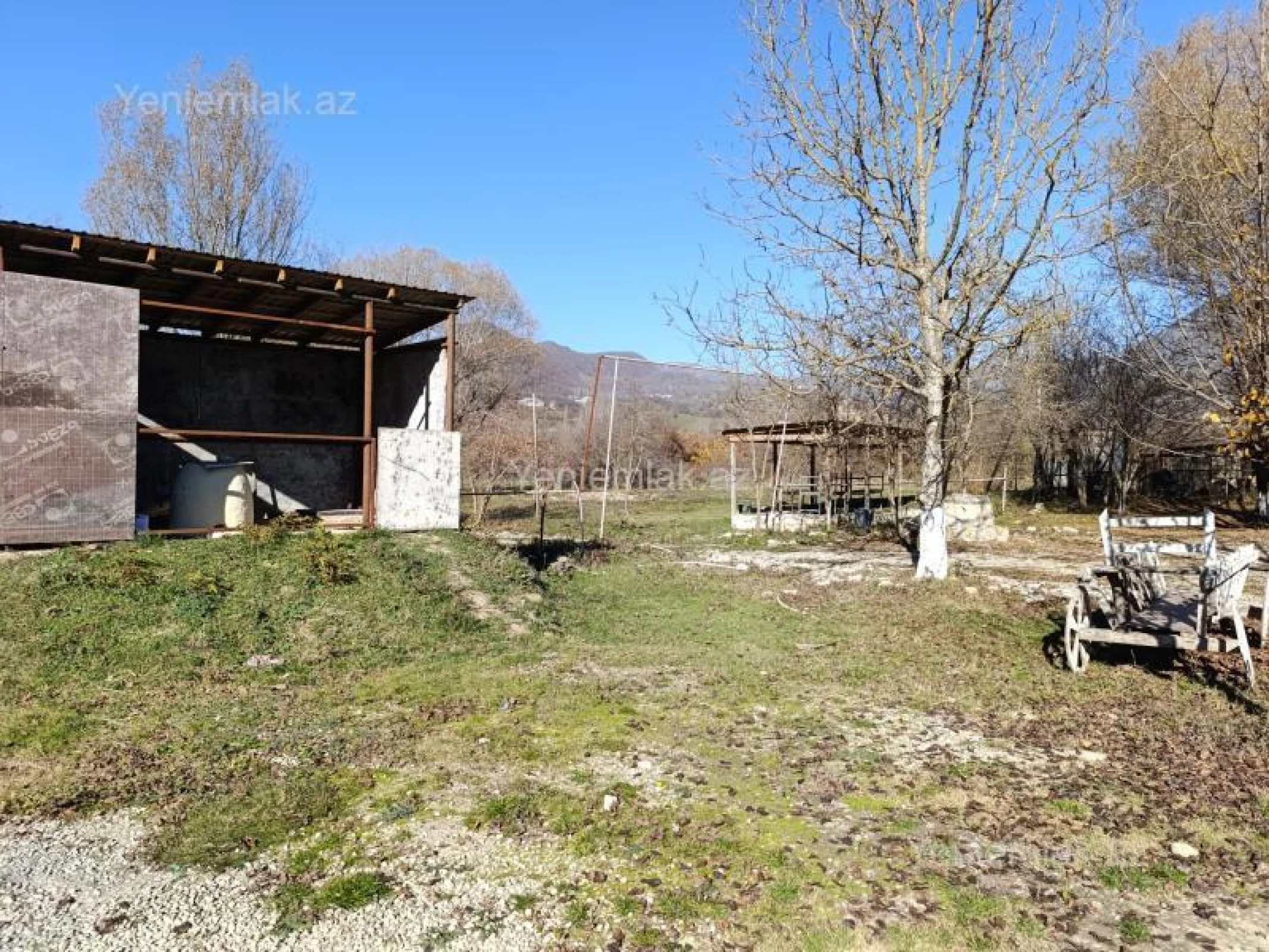 Satılır 10 otaqlı obyekt 500 m²