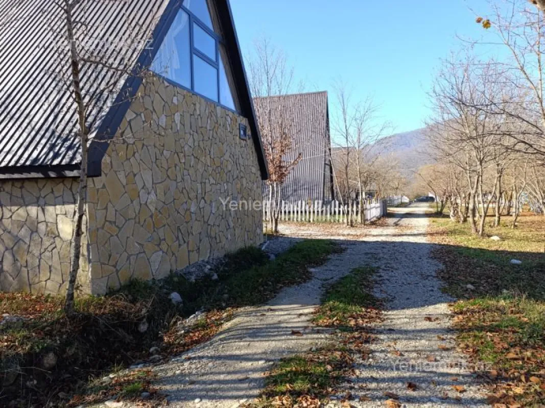 Satılır 10 otaqlı obyekt 500 m²