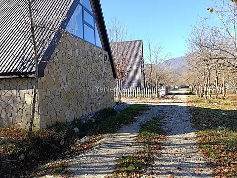 Satılır 10 otaqlı obyekt 500 m²