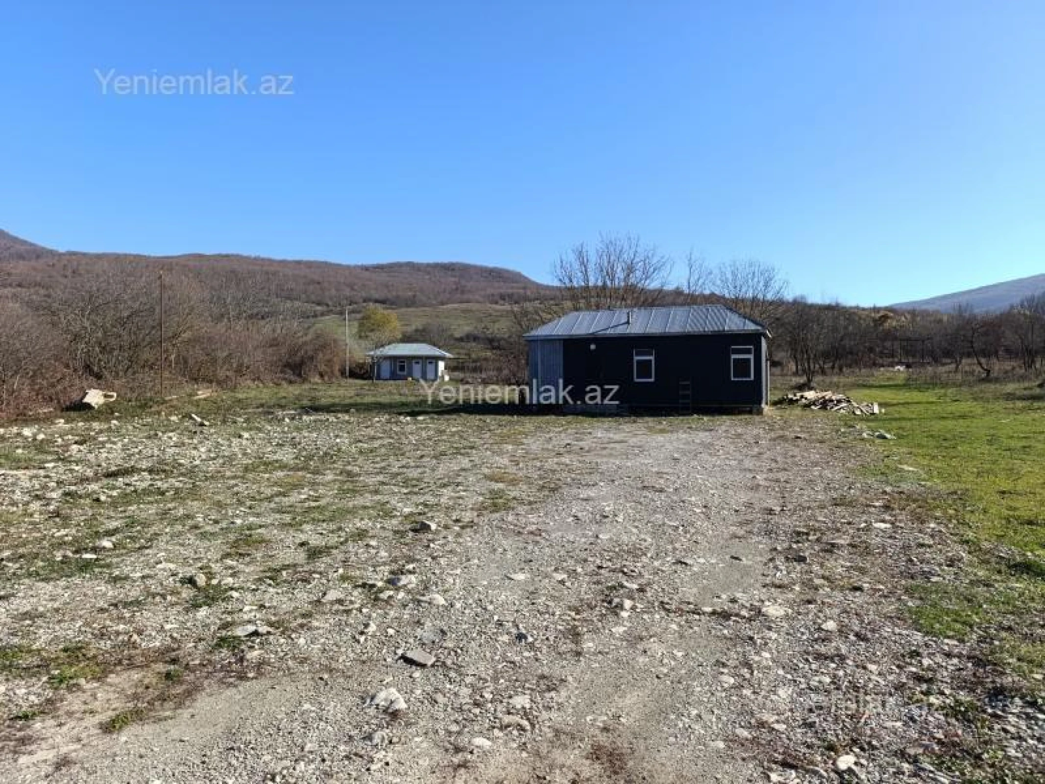 Satılır 10 otaqlı obyekt 500 m²