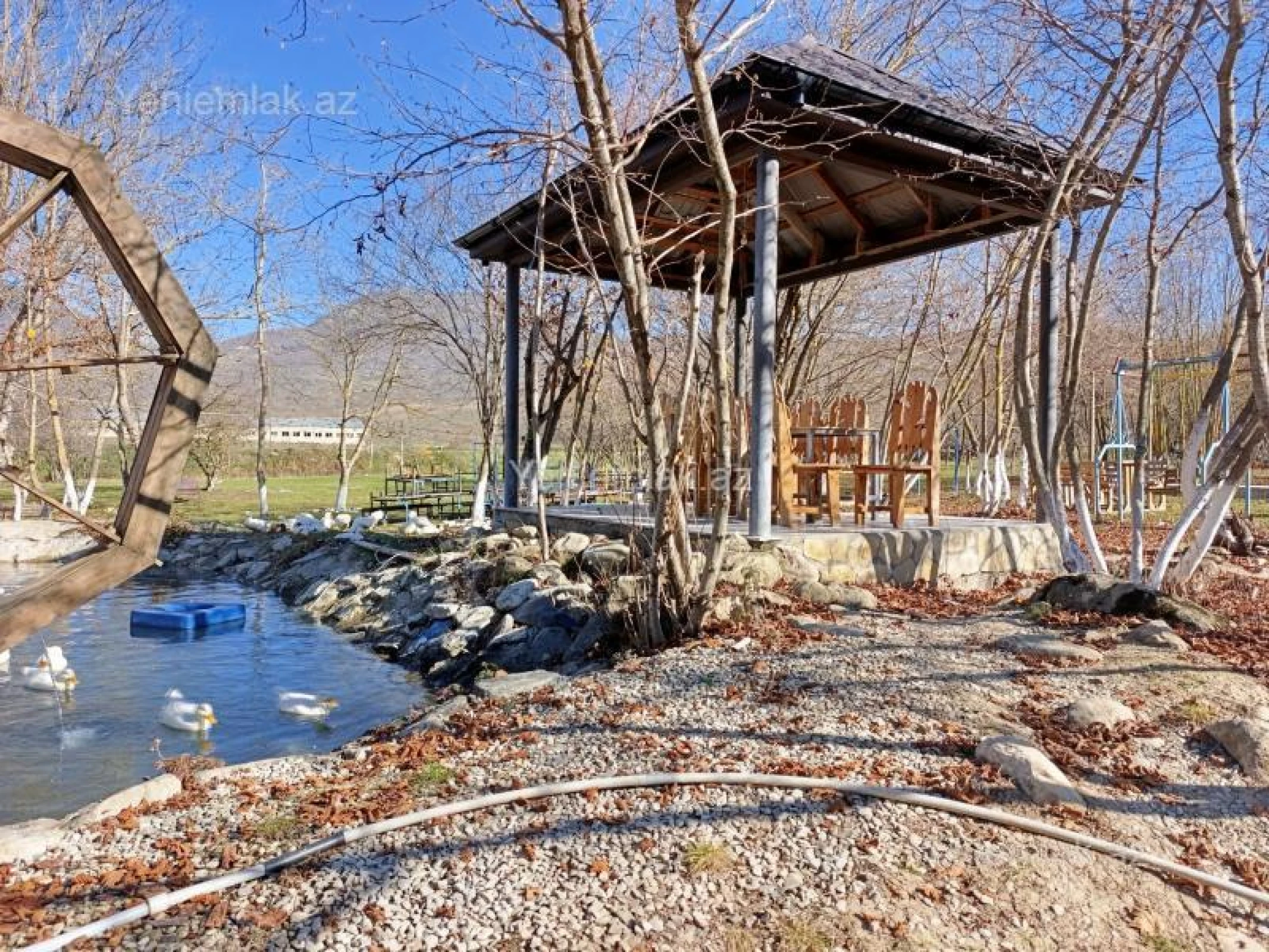 Satılır 10 otaqlı obyekt 500 m²