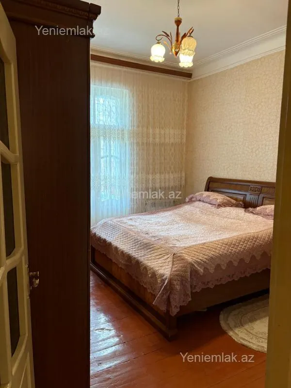 Satılır 2 otaqlı köhnə tikili 48 m²