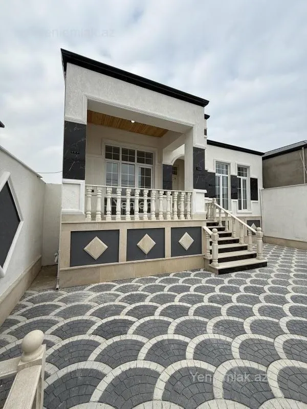 Satılır 4 otaqlı həyət evi 130 m²