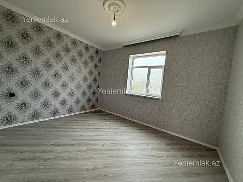 Satılır 4 otaqlı həyət evi 130 m²