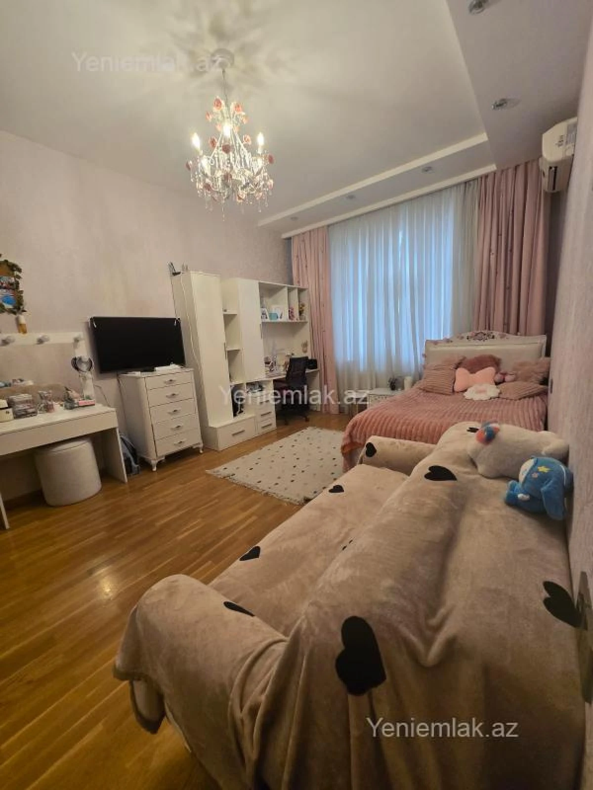 Satılır 4 otaqlı yeni tikili 180 m²