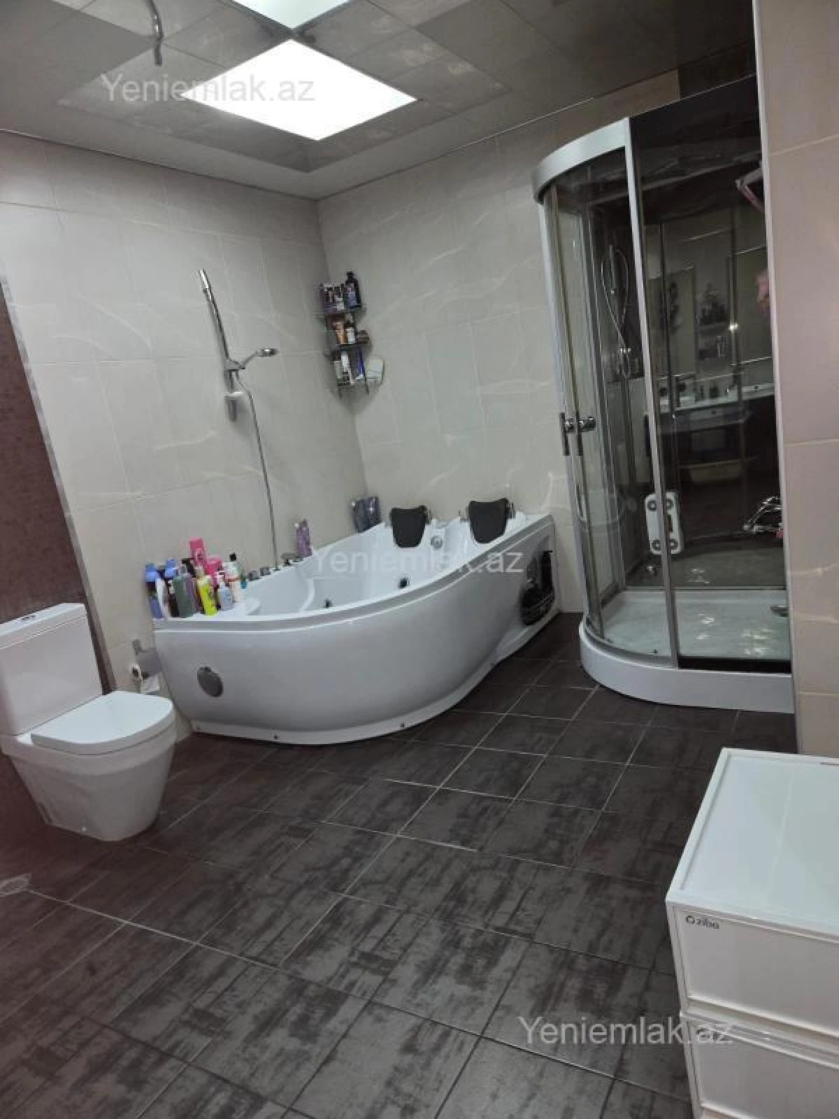 Satılır 4 otaqlı yeni tikili 180 m²