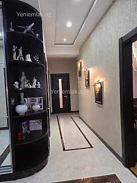 Satılır 4 otaqlı yeni tikili 180 m²