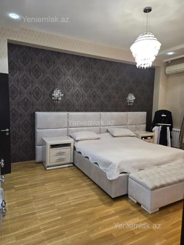 Satılır 4 otaqlı yeni tikili 180 m²
