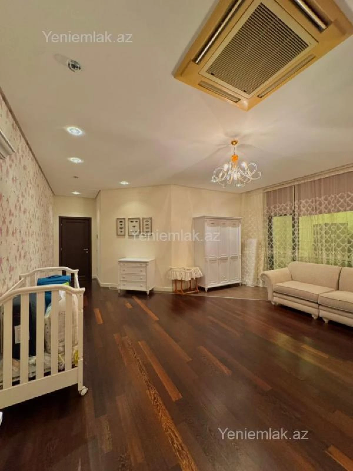 Satılır 5 otaqlı yeni tikili 610 m²