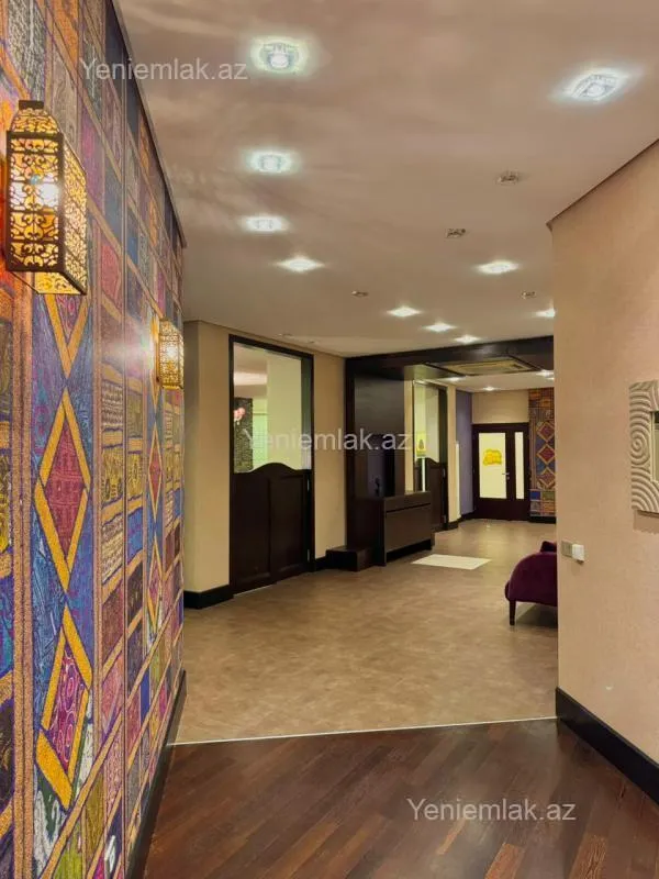 Satılır 5 otaqlı yeni tikili 610 m²