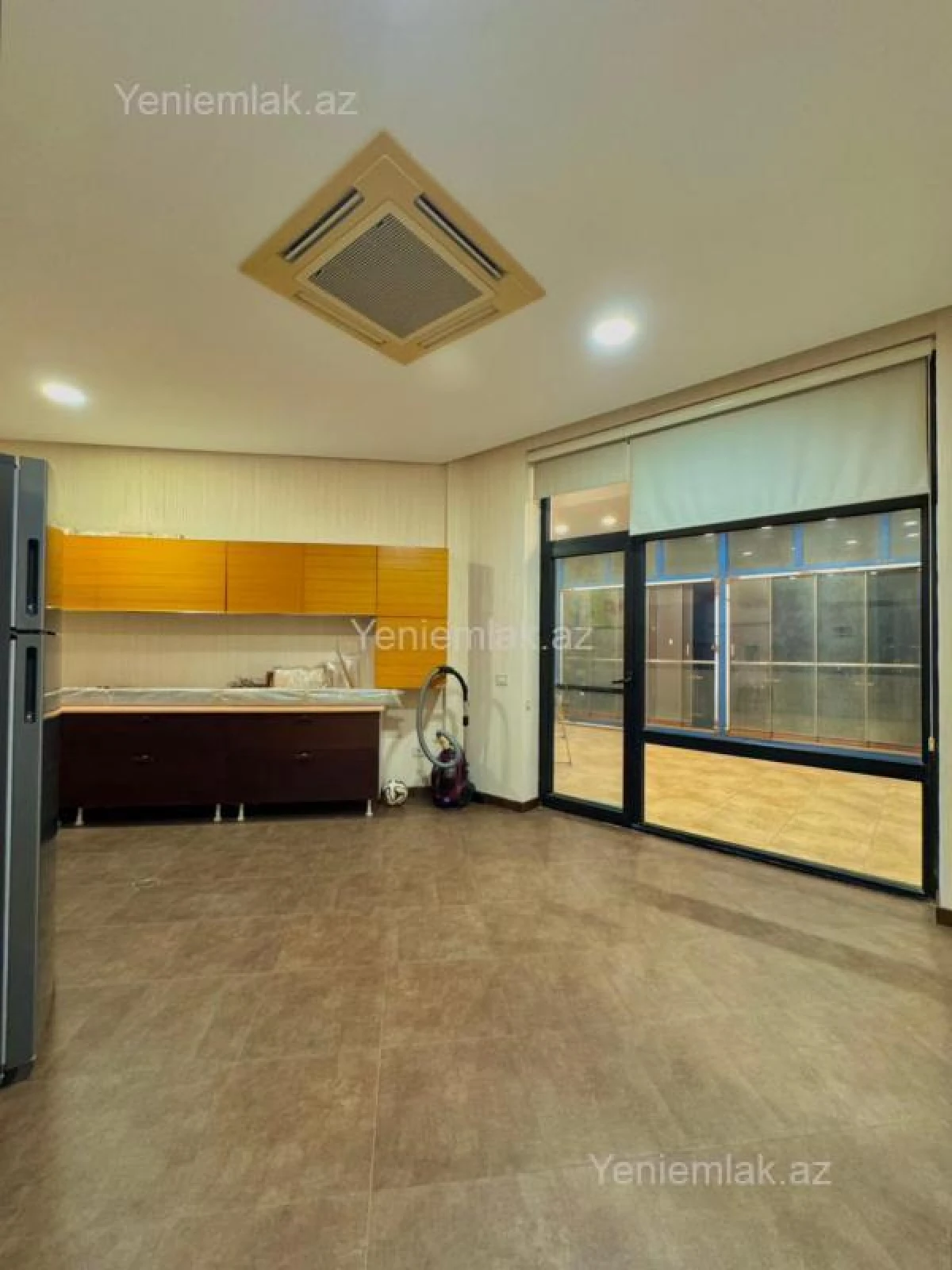 Satılır 5 otaqlı yeni tikili 610 m²