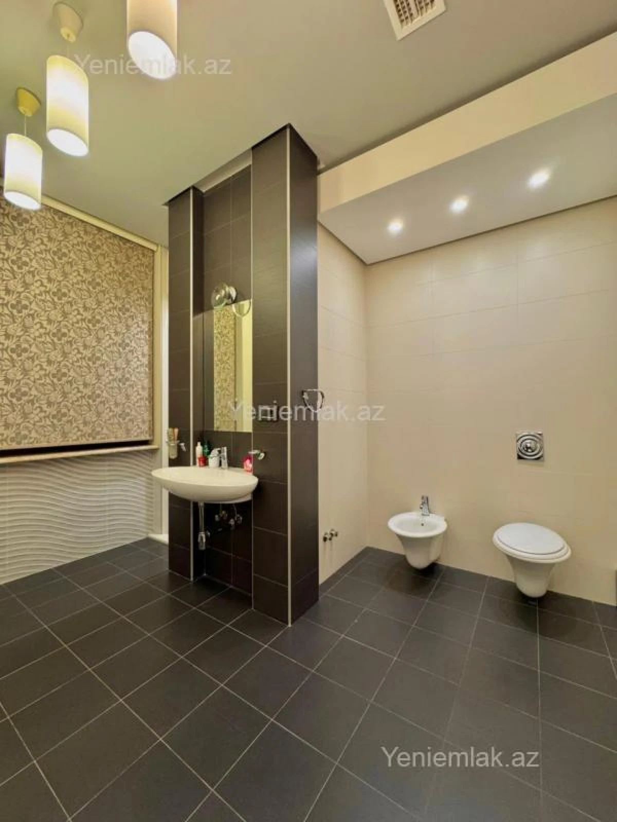 Satılır 5 otaqlı yeni tikili 610 m²