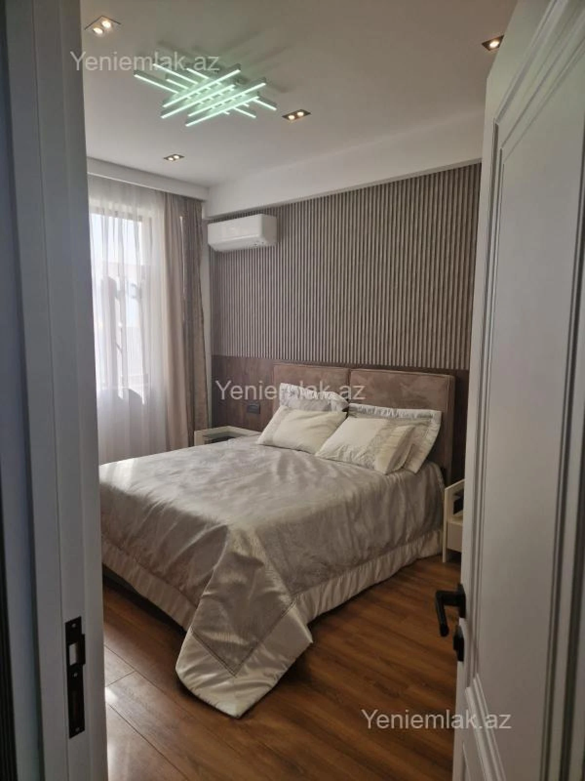 Satılır 2 otaqlı yeni tikili 93.8 m²