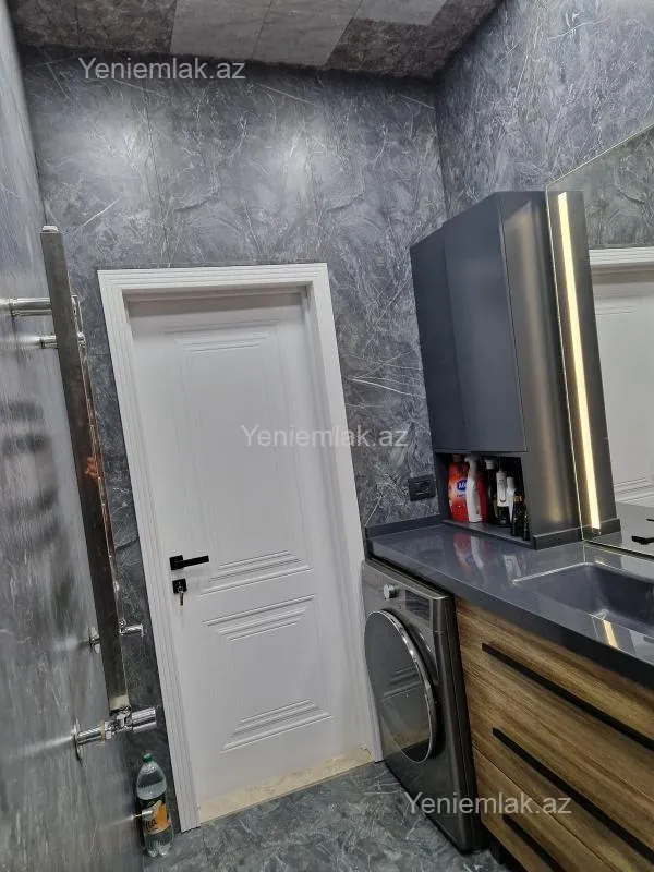 Satılır 2 otaqlı yeni tikili 93.8 m²