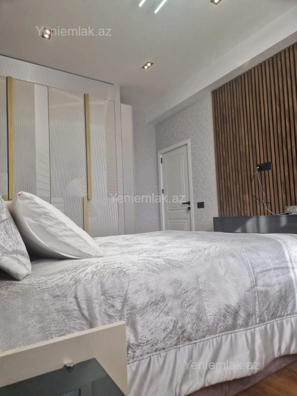 Satılır 2 otaqlı yeni tikili 93.8 m²