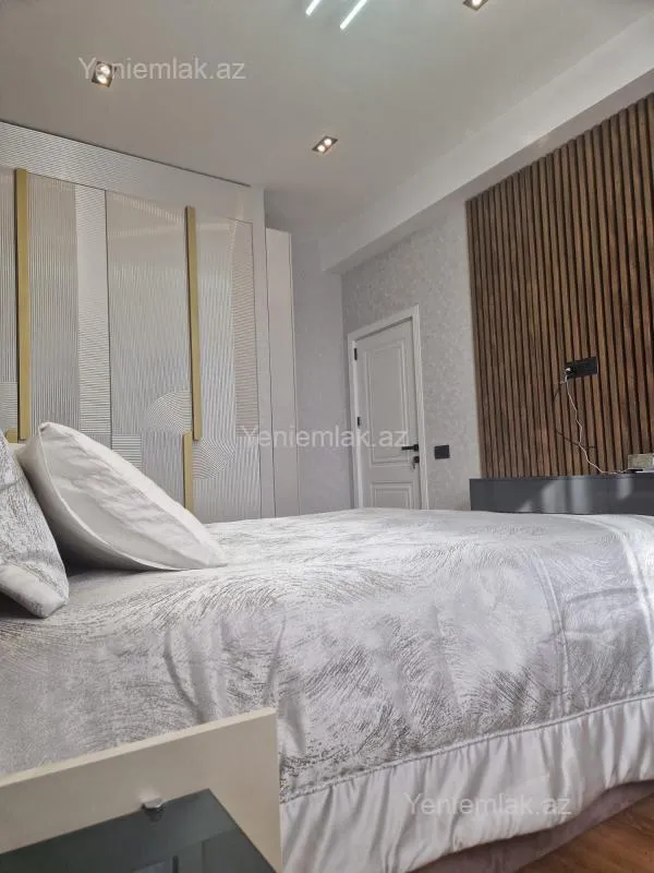 Satılır 2 otaqlı yeni tikili 93.8 m²