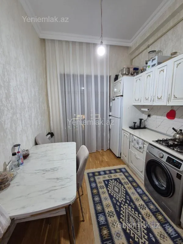 Satılır 3 otaqlı yeni tikili 78 m²
