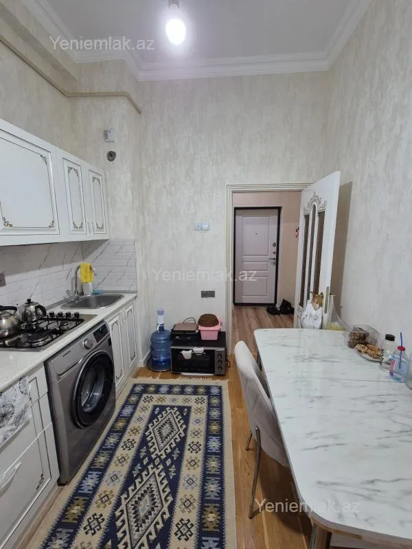 Satılır 3 otaqlı yeni tikili 78 m²