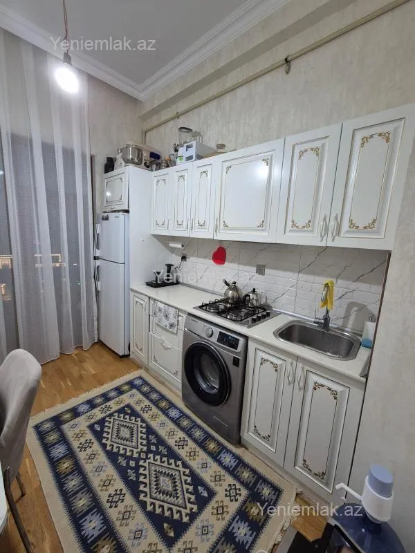 Satılır 3 otaqlı yeni tikili 78 m²
