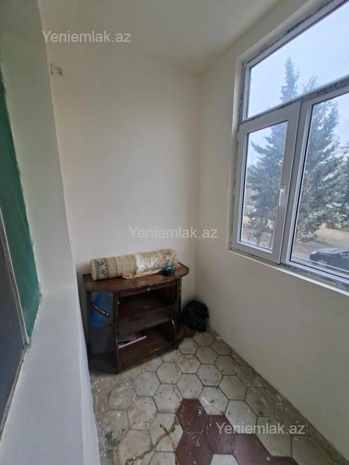 Satılır 1 otaqlı köhnə tikili 35 m²