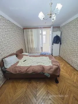 Satılır 1 otaqlı köhnə tikili 35 m²