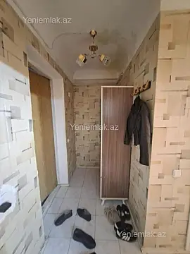 Satılır 1 otaqlı köhnə tikili 35 m²