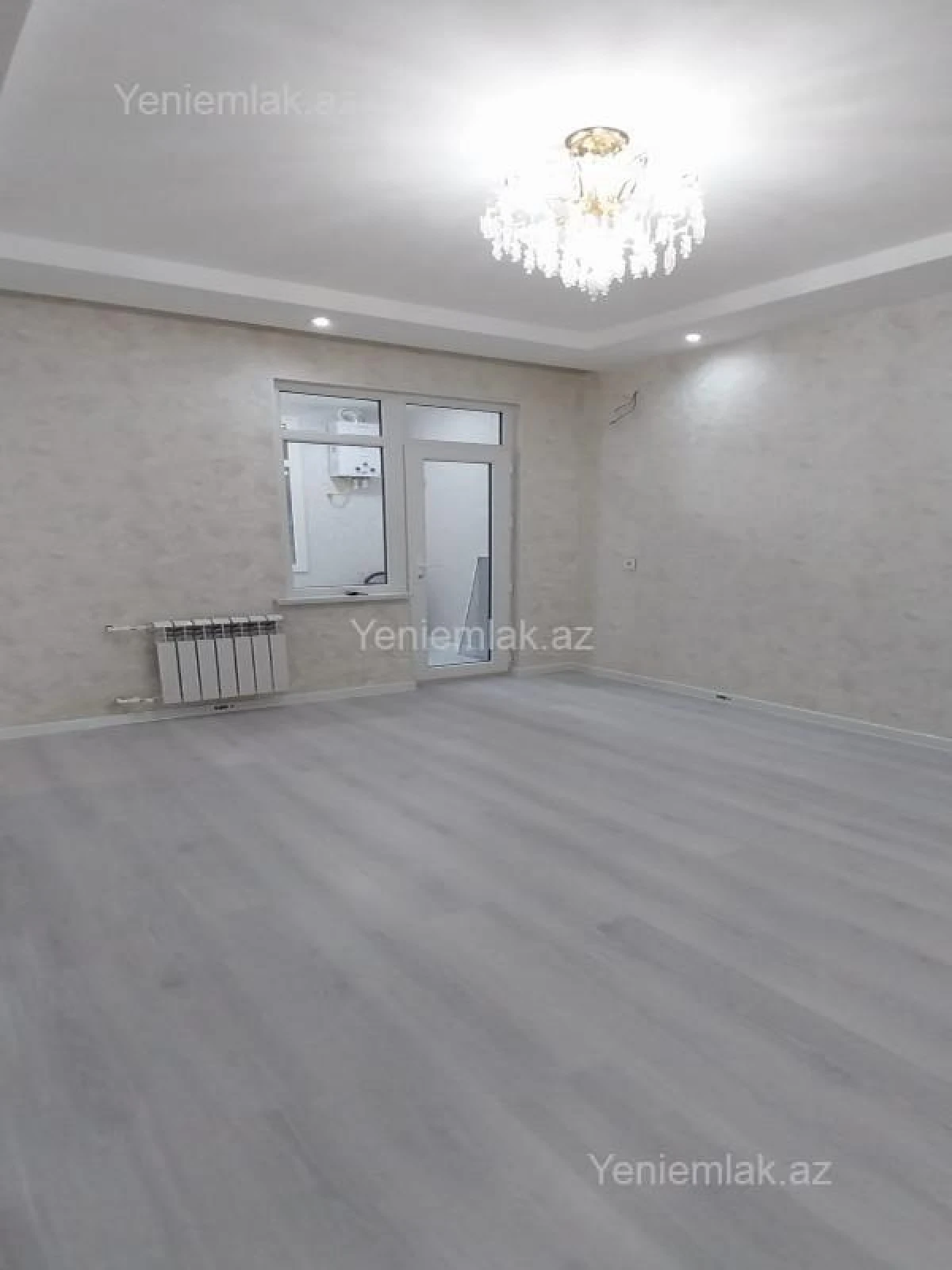Satılır 2 otaqlı köhnə tikili 55 m²