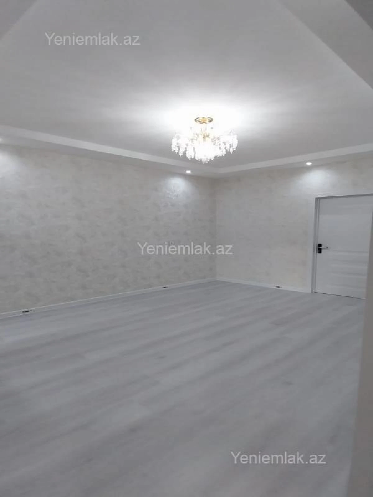 Satılır 2 otaqlı köhnə tikili 55 m²