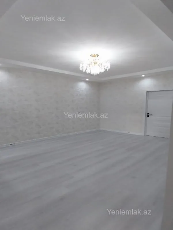Satılır 2 otaqlı köhnə tikili 55 m²