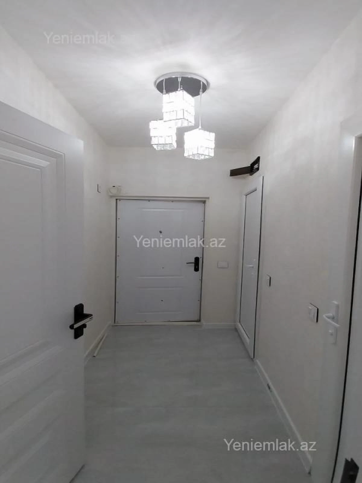 Satılır 2 otaqlı köhnə tikili 55 m²