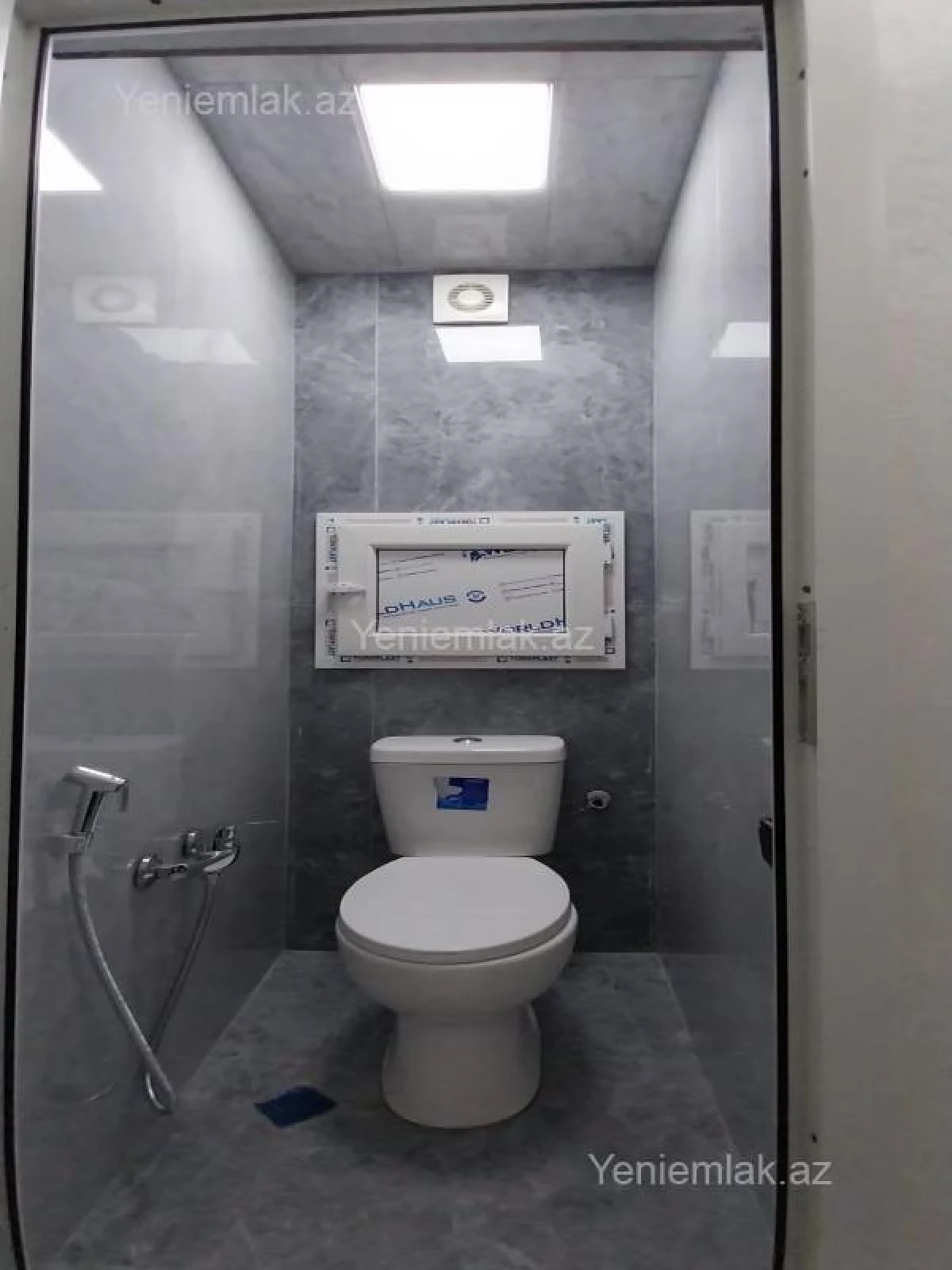 Satılır 2 otaqlı köhnə tikili 55 m²