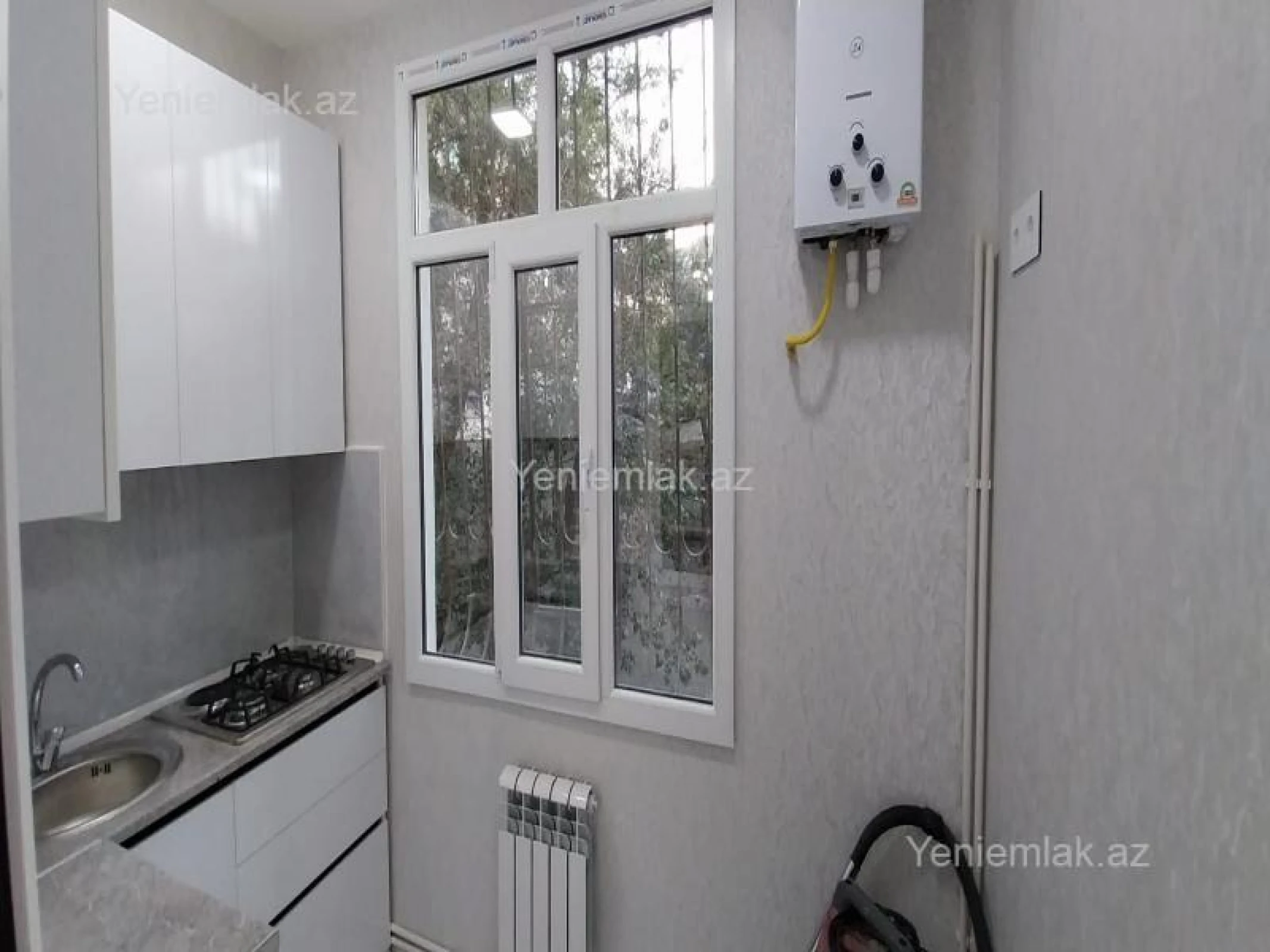 Satılır 2 otaqlı köhnə tikili 55 m²