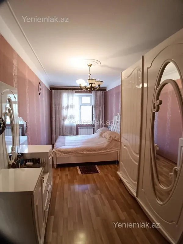 Satılır 3 otaqlı köhnə tikili 68 m²