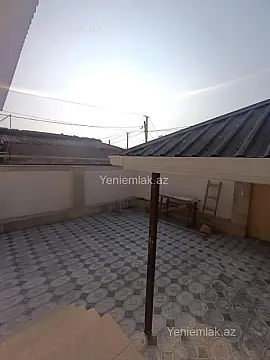 Satılır 4 otaqlı həyət evi 150 m²