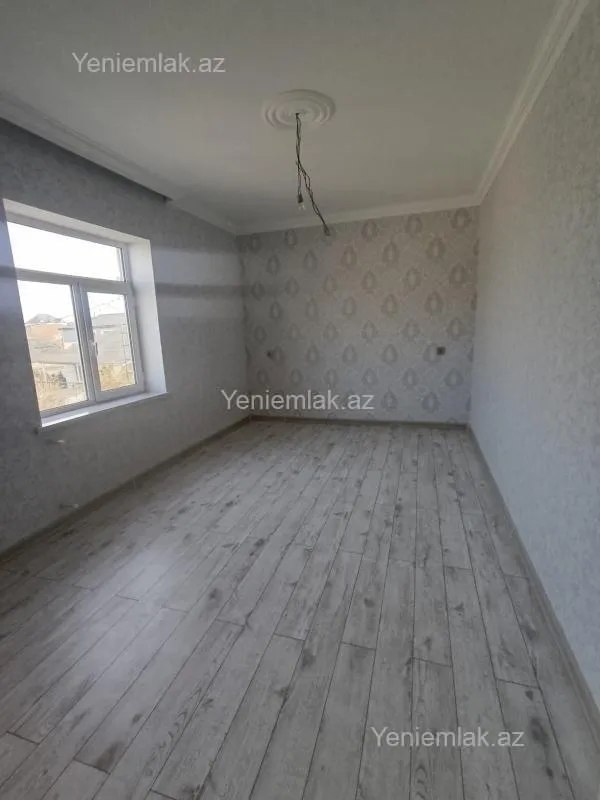 Satılır 4 otaqlı həyət evi 150 m²