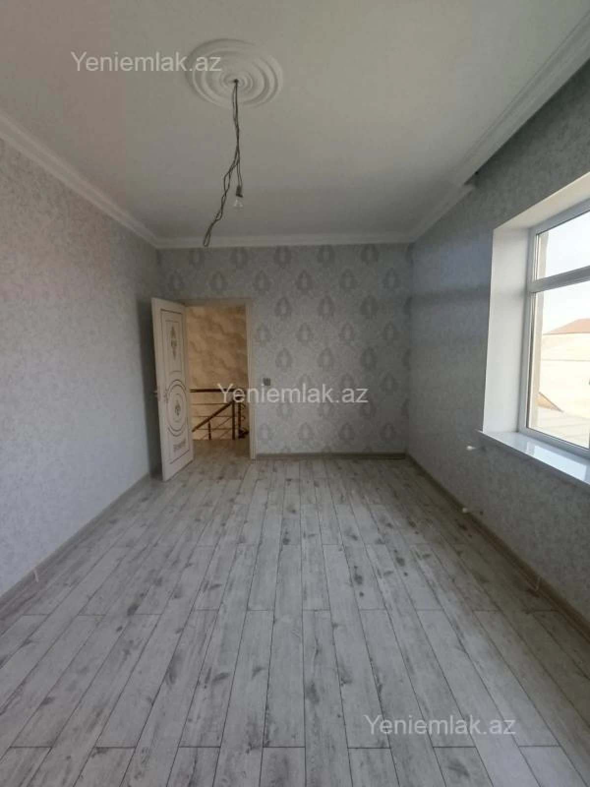 Satılır 4 otaqlı həyət evi 150 m²