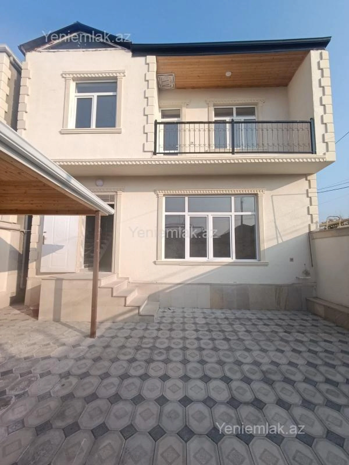 Satılır 4 otaqlı həyət evi 150 m²