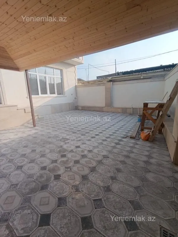 Satılır 4 otaqlı həyət evi 150 m²