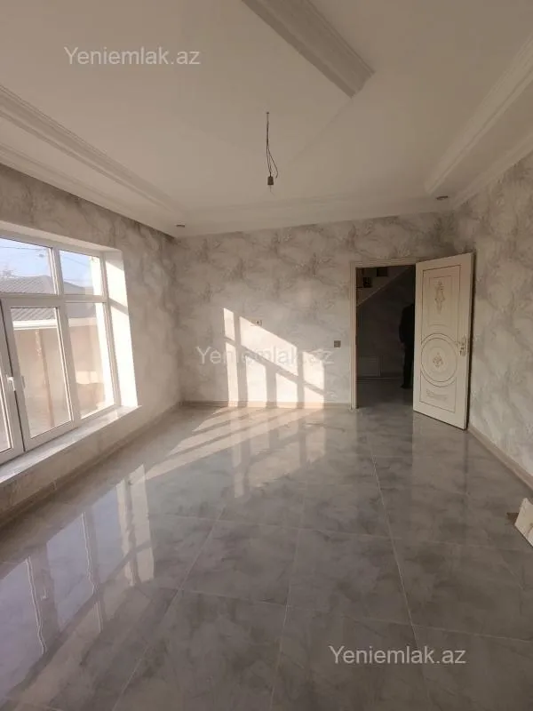 Satılır 4 otaqlı həyət evi 150 m²